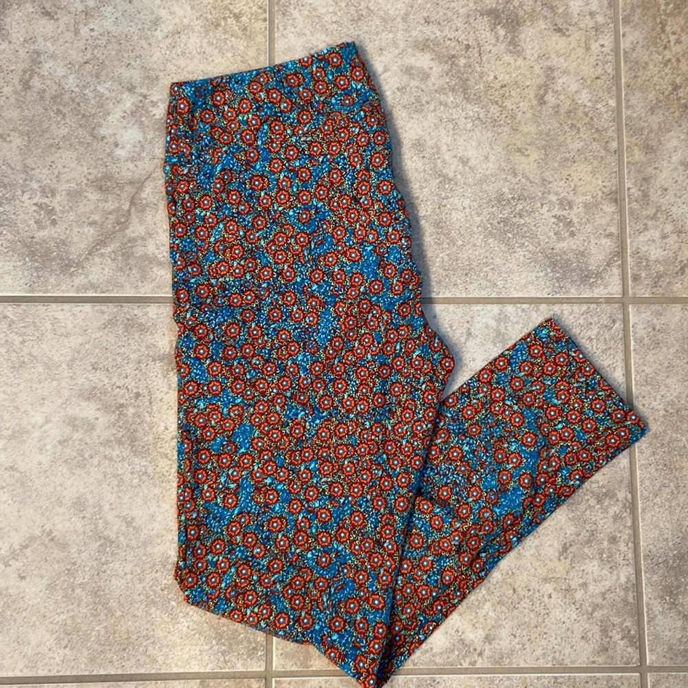 ✨Like New LulaRoe Leggings✨